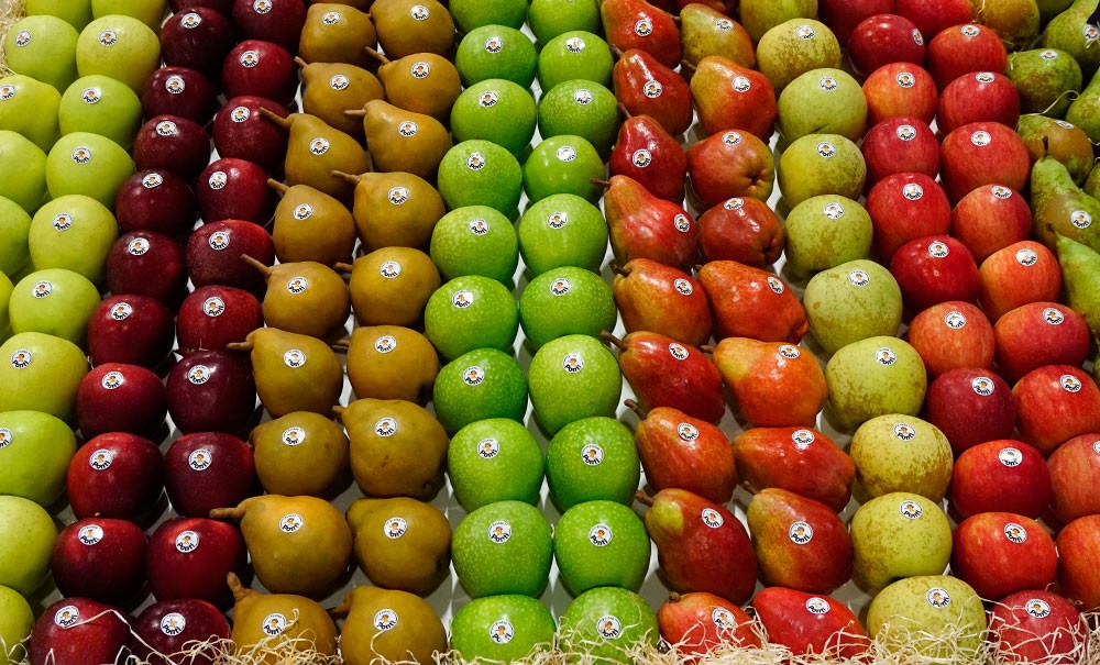 Frutas de pepita en tienda