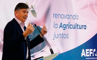 Conferencia de Manuel Pimentel sobre el sector agroalimentario